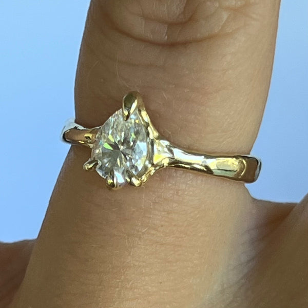 Treasure Moissanite Ring