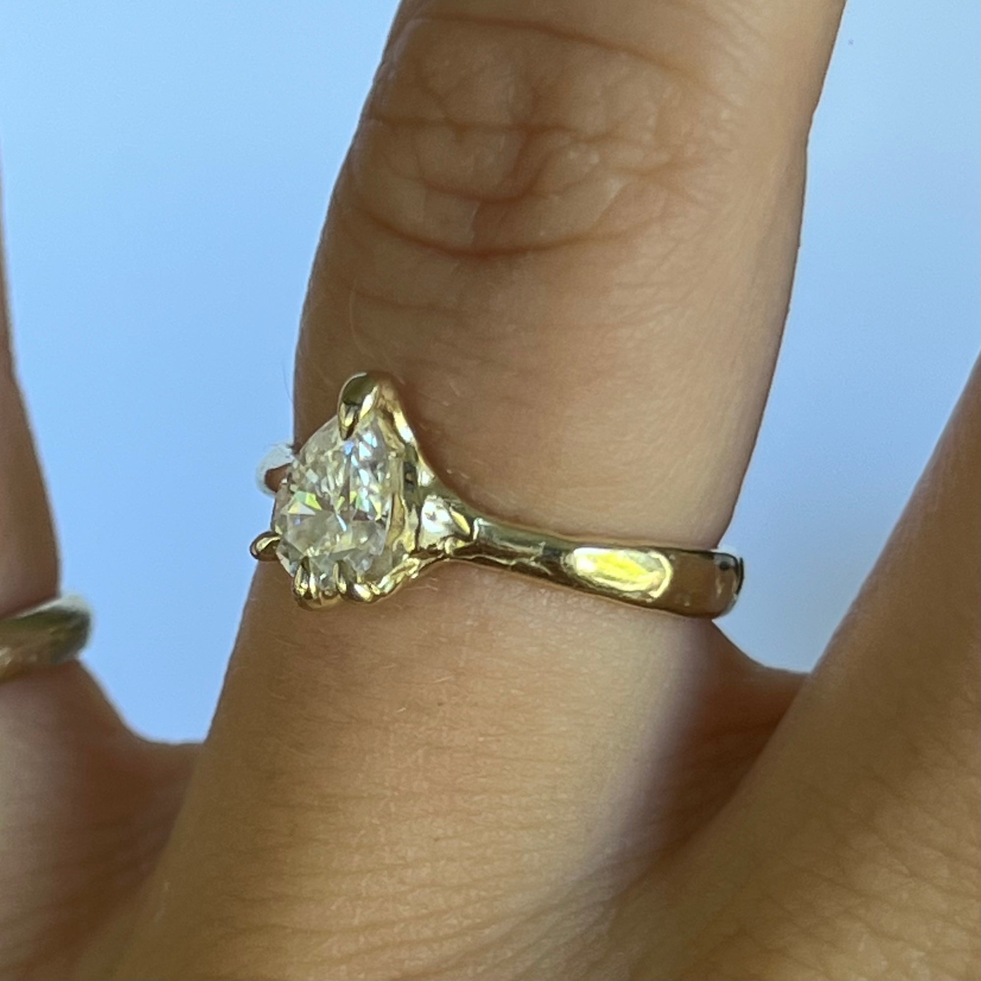 Treasure Moissanite Ring