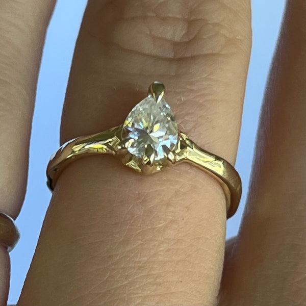 Treasure Moissanite Ring