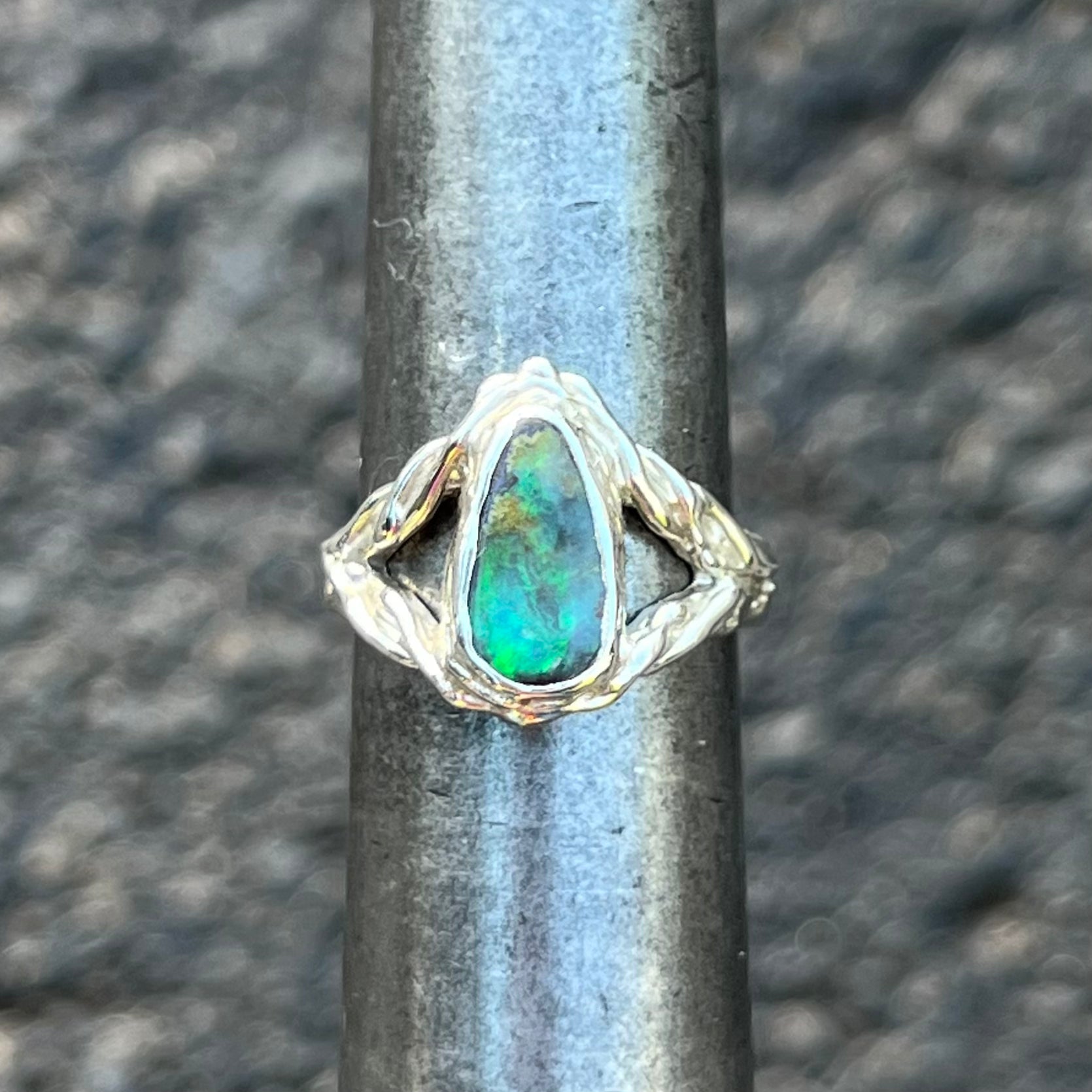 Feyre ring